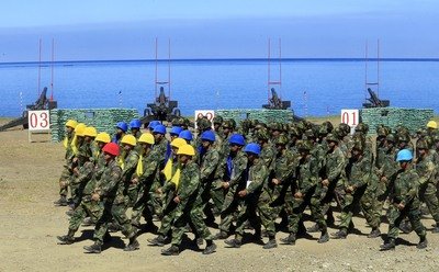 На юге Тайваня проходят артиллерийские стрельбы