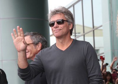 Концерты «Bon Jovi» на Тайване отменены из-за тайфуна