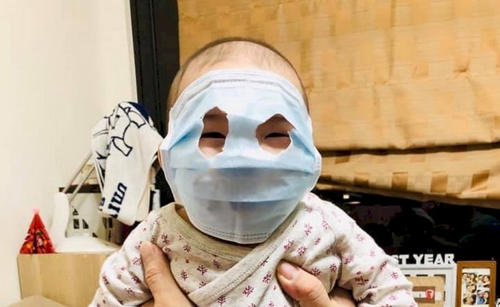 С 22 апреля медицинские маски можно будет заказать в минимаркетах