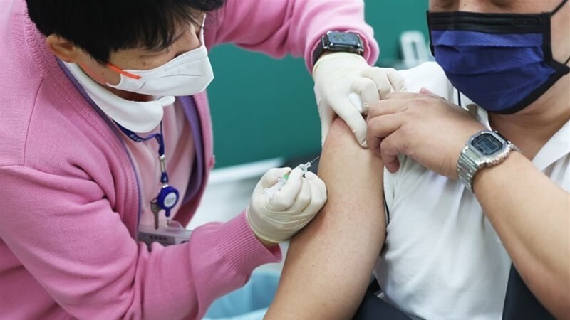 Тайвань закупит дополнительные 100 тыс. доз вакцины против гриппа